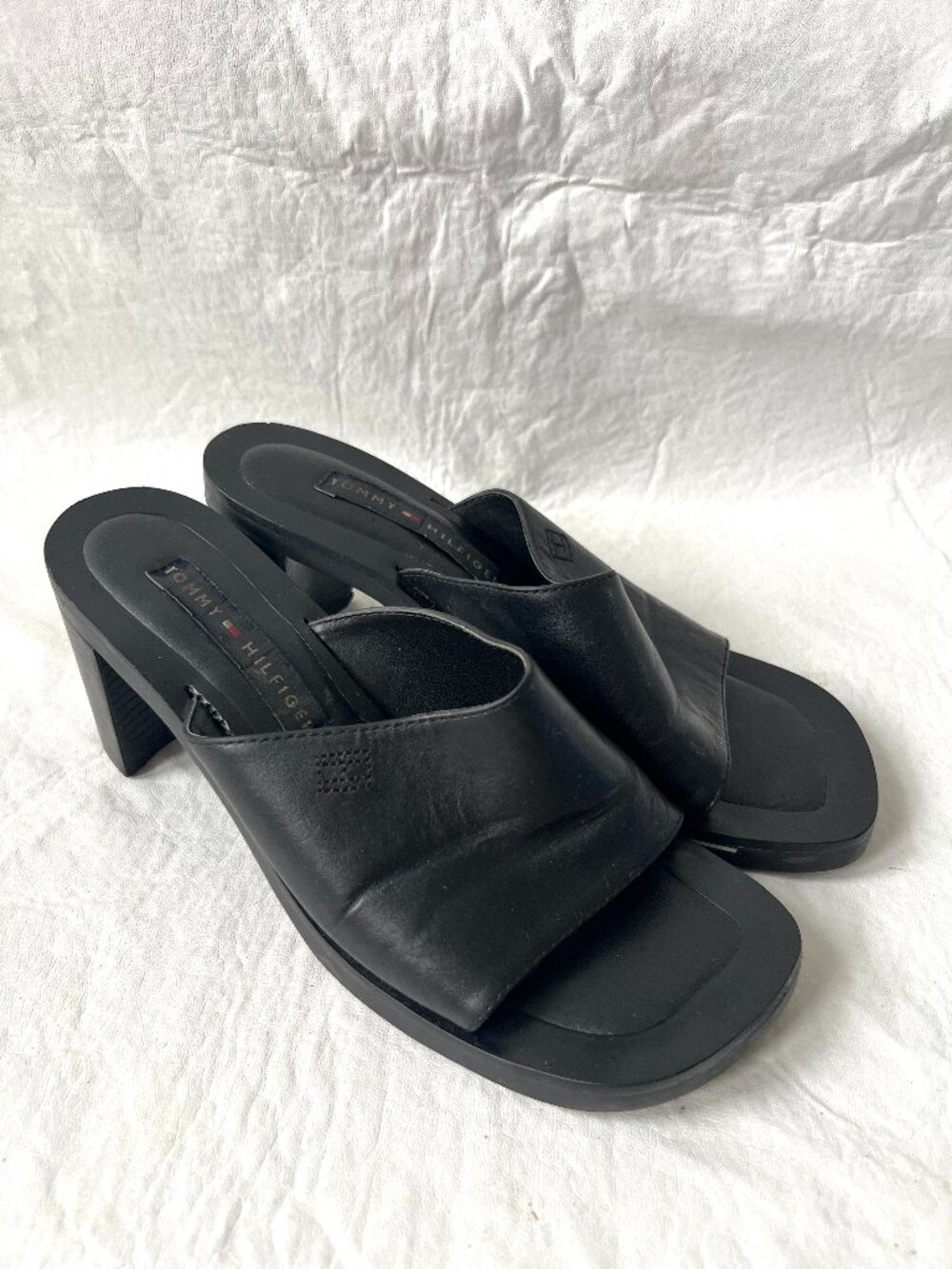 y2k Tommy Hilfiger sandals black leather slide block heel womens 8.5 chunky shoe